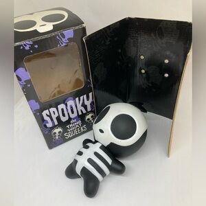 "Spooky the Thing What Squeeks" toy by Jhonen Vasquez